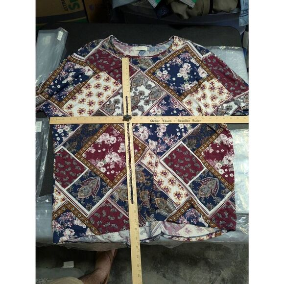 Bobbie Brooks Burgundy & Navy Paisley Patchwork 1/2 Length Sleeve Size 3X - Picture 4 of 4